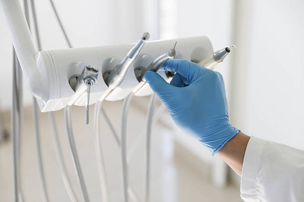 Professional Emergency Dentist technician working in North Richland Hills, TX